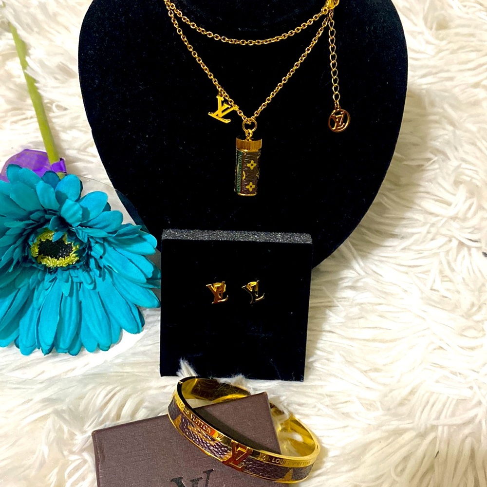 Stainless Steel (Non Tarnish) jewelry set